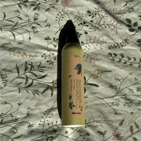 Davines “this is a volume boosting mousse” - Picture 2 of 6